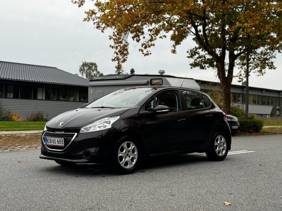 Peugeot 208 1,2 VTi Access 5d