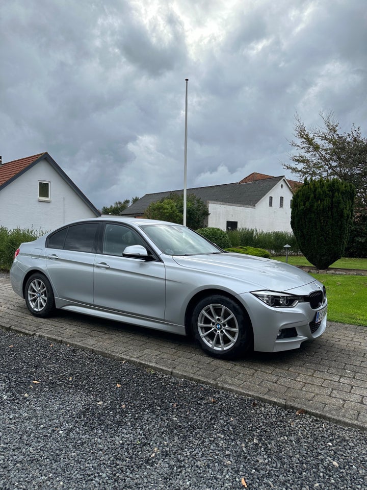 BMW 320i 2,0 M-Sport aut. 4d