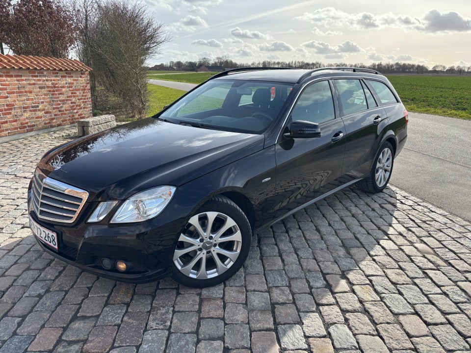 Mercedes E200 2,2 CDi stc. BE 5d