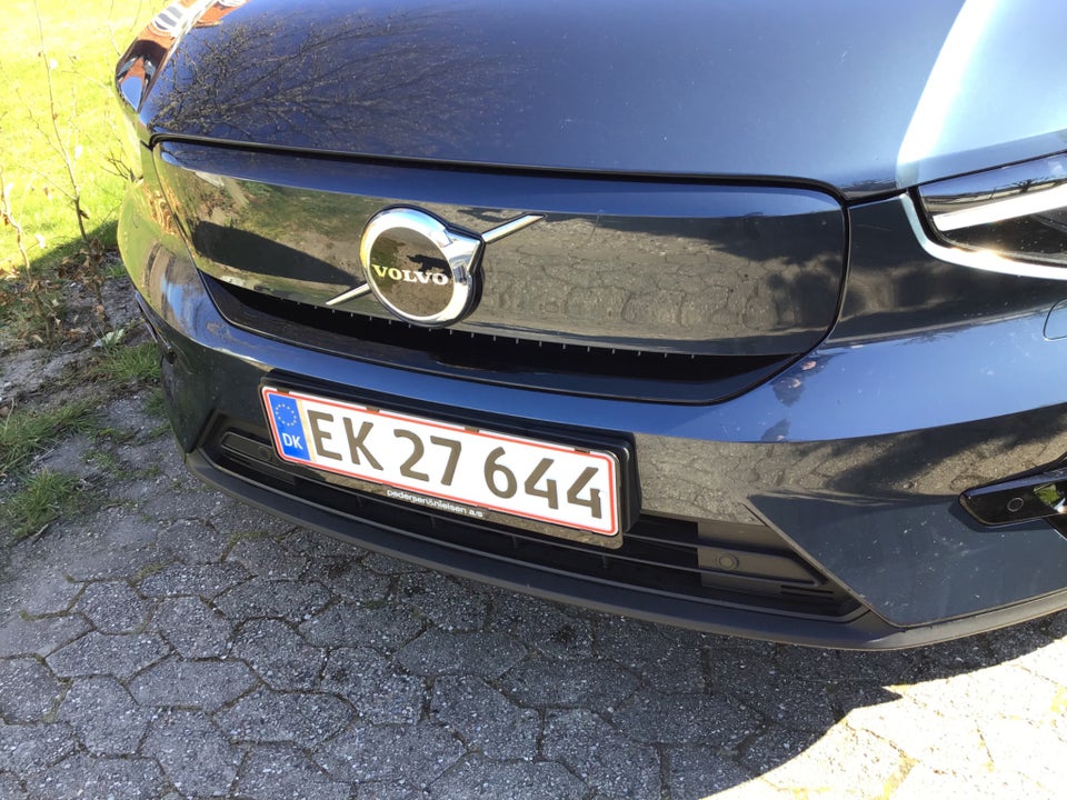Volvo EX40 Extended Range Plus 5d