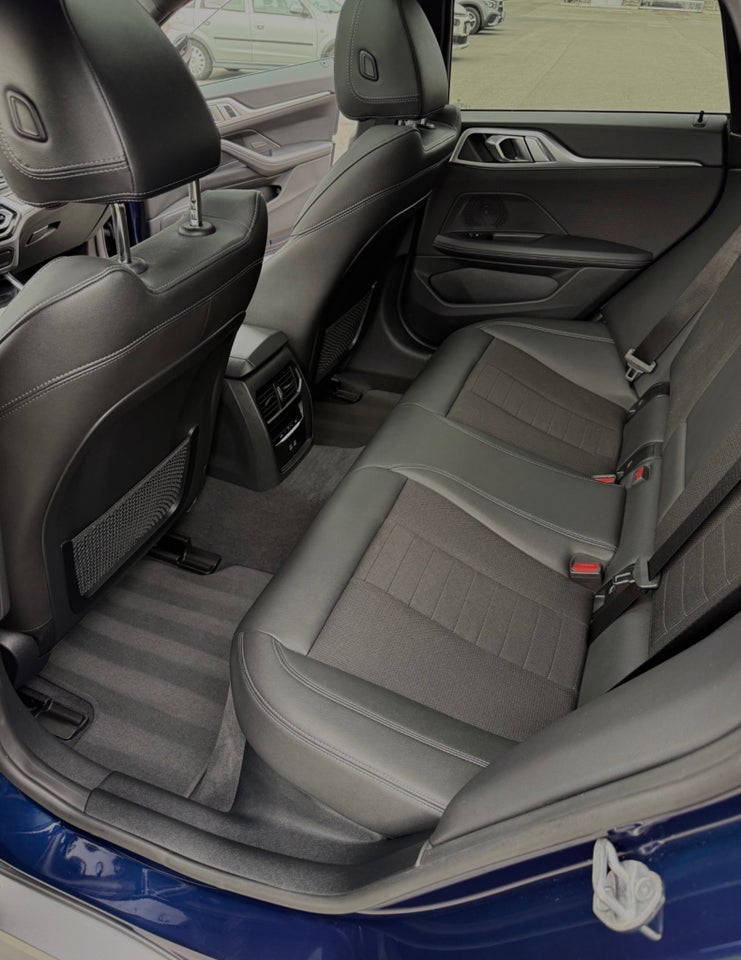 BMW i4 eDrive35 Charged 5d