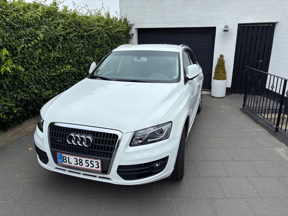 Audi Q5 2,0 TFSi 211 quattro 5d