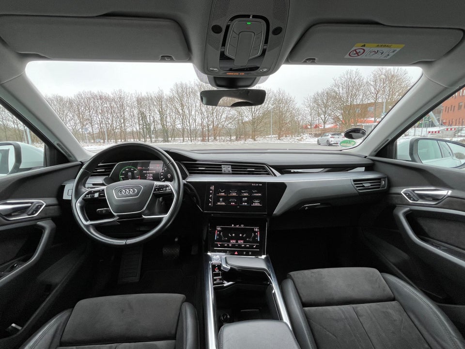 Audi e-tron 50 quattro 5d