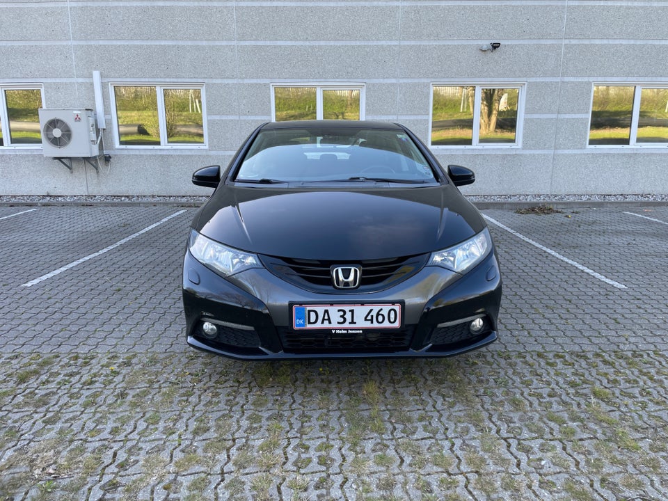 Honda Civic 1,8 i-VTEC Sport 5d