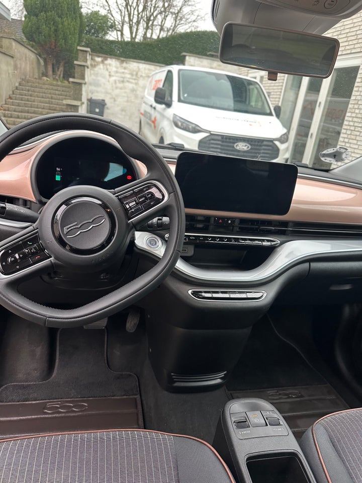 Fiat 500e 42 Icon 3d