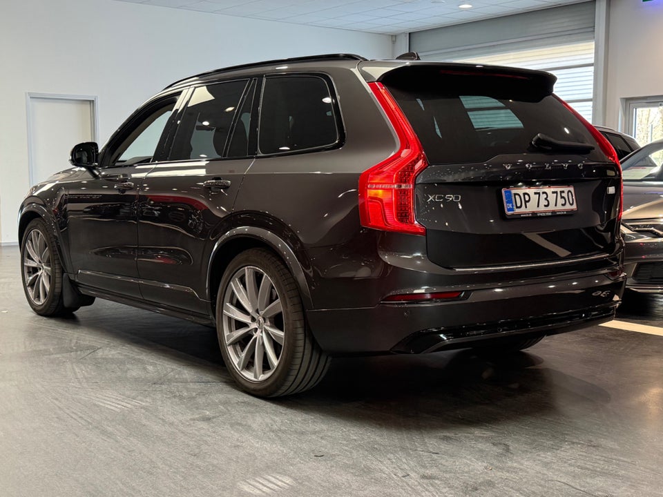 Volvo XC90 2,0 T8 ReCharge Ultimate Dark aut. AWD 7prs 5d