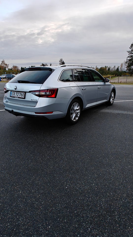 Skoda Superb 2,0 TDi 150 Style Combi DSG 5d