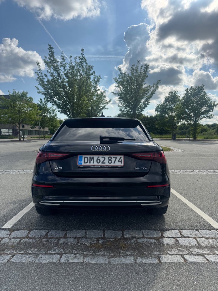Audi A3 35 TDi S-line Sportback S-tr. 5d