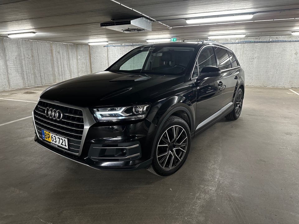 Audi Q7 3,0 TDi 272 quattro Tiptr. Van 5d