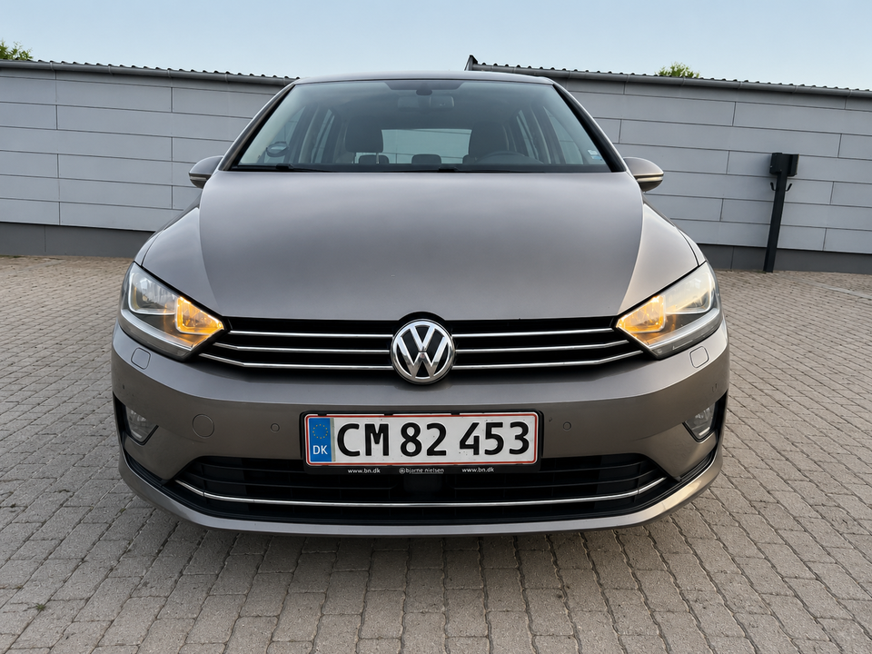 VW Golf Sportsvan 1,6 TDi 110 Highline BMT 5d
