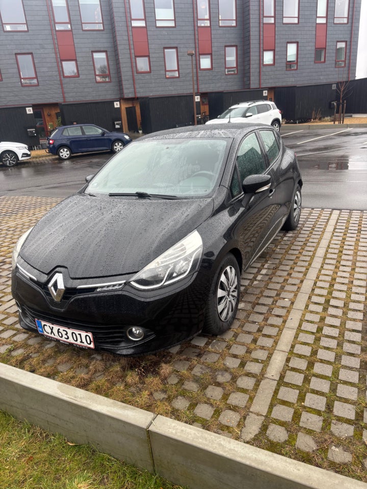 Renault Clio IV 0,9 TCe 90 Expression 5d