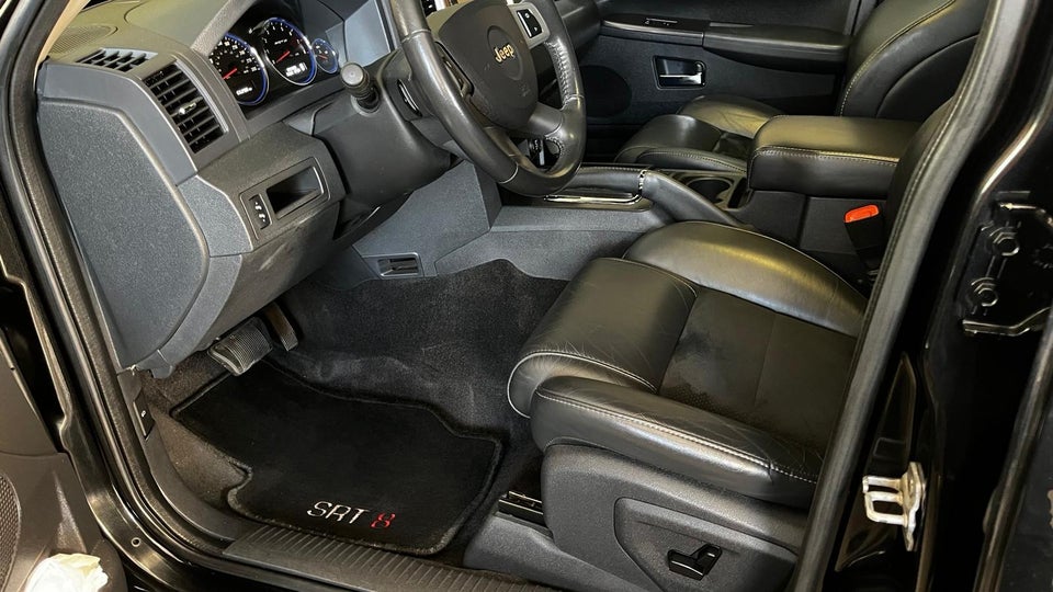 Jeep Grand Cherokee 6,1 SRT-8 Hemi aut. Van 5d