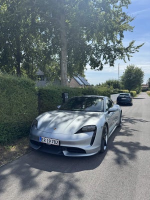 Porsche Taycan Turbo  Performance+  4d