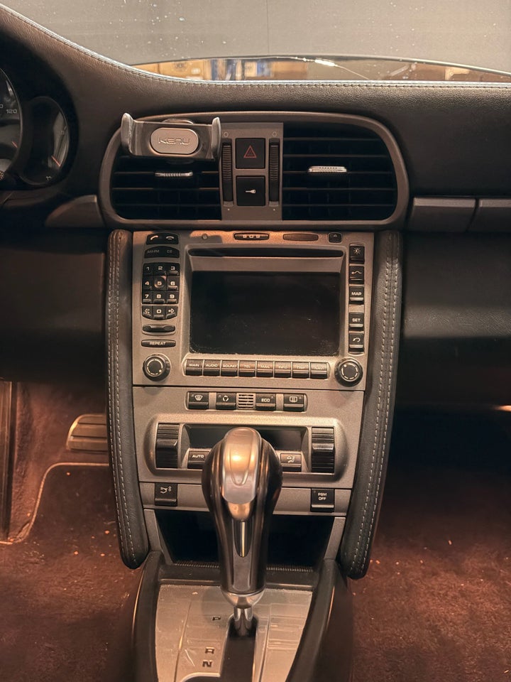 Porsche 911 Carrera 4 3,6 Coupé Tiptr. 2d