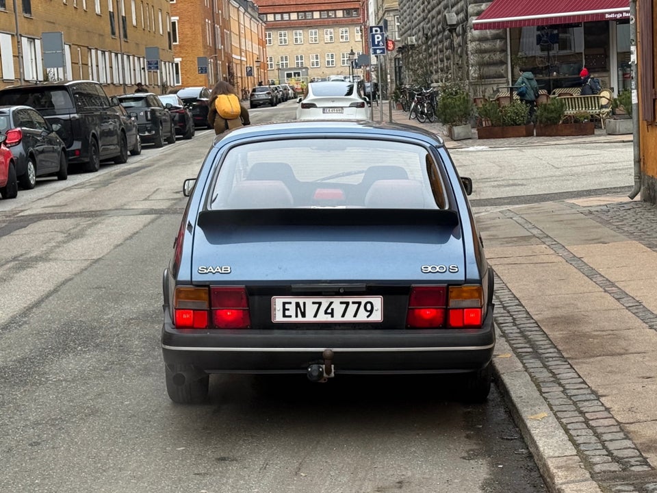 Saab 900 2,0 S Turbo 3d