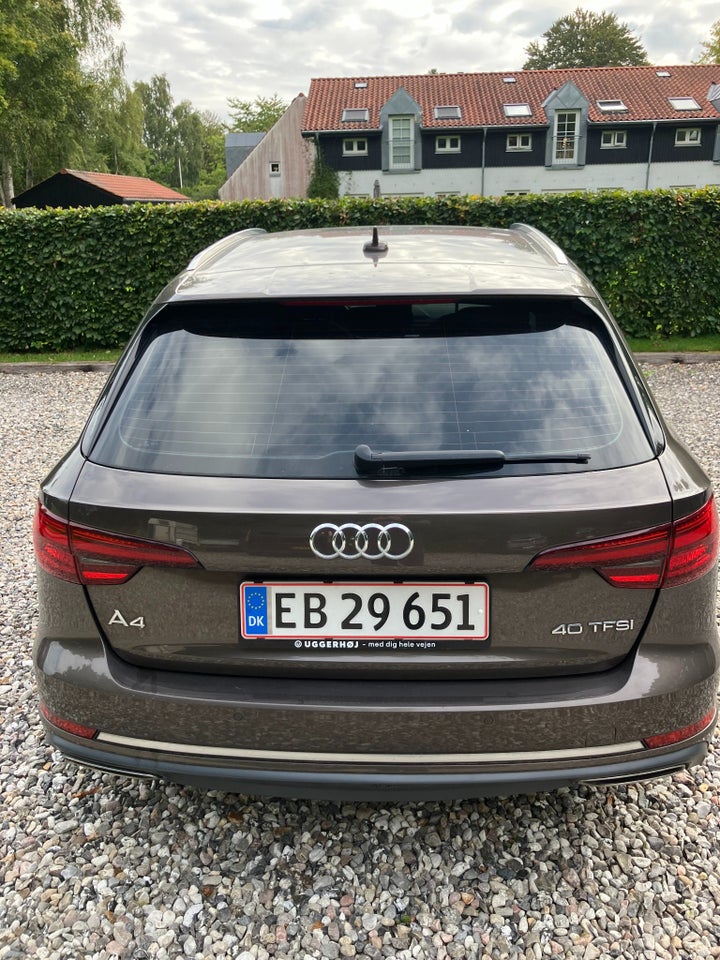 Audi A4 40 TFSi Avant S-tr. 5d