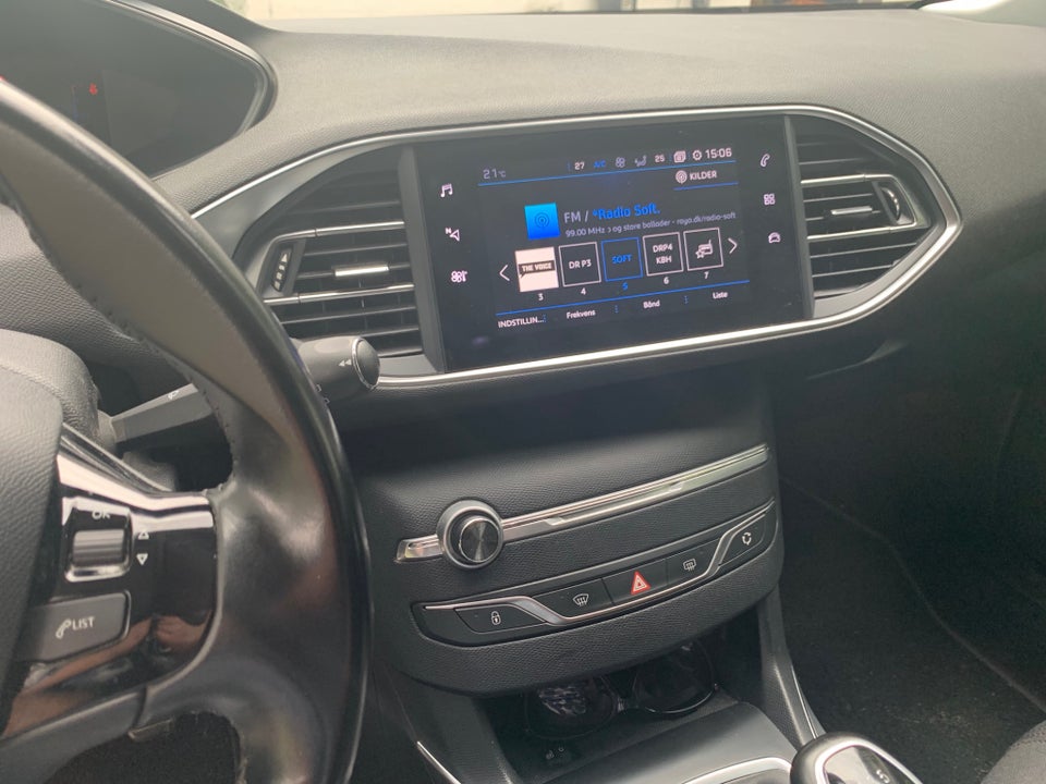 Peugeot 308 1,5 BlueHDi 130 Special Pack 5d