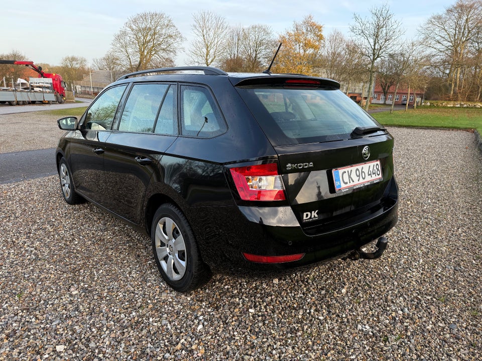 Skoda Fabia 1,0 TSi 110 Ambition Combi DSG 5d