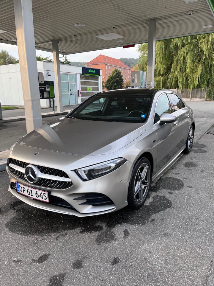 Mercedes A250 e 1,3 AMG Line aut. 4d