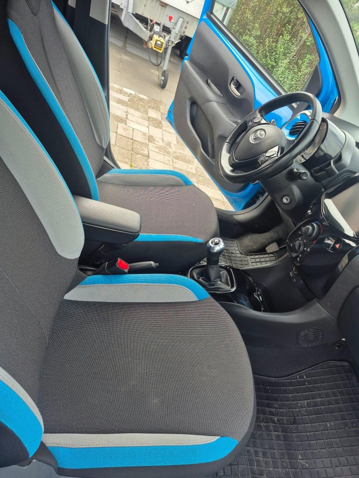 Toyota Aygo 1,0 VVT-i x 5d