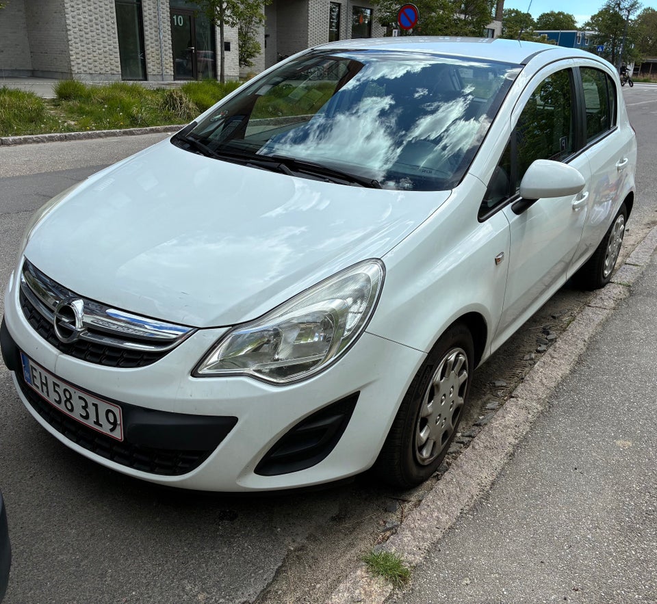 Opel Corsa 1,0 12V Enjoy 5d