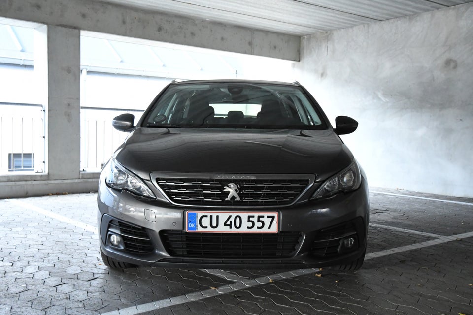 Peugeot 308 1,5 BlueHDi 130 Infinity SW 5d