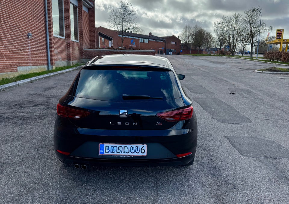 Seat Leon 1,5 TSi 150 FR Black Line+ DSG 5d