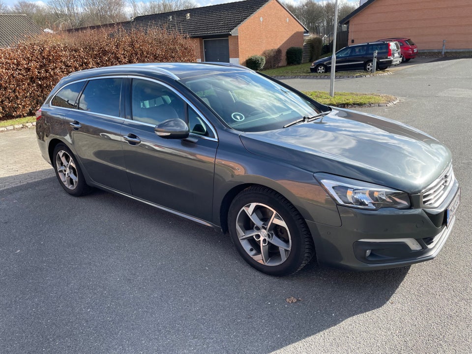 Peugeot 508 2,0 BlueHDi 150 Allure SW 5d