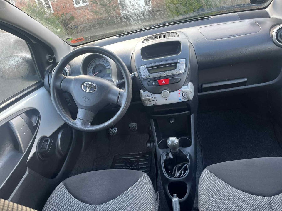 Toyota Aygo 1,0 VVT-i T1 5d