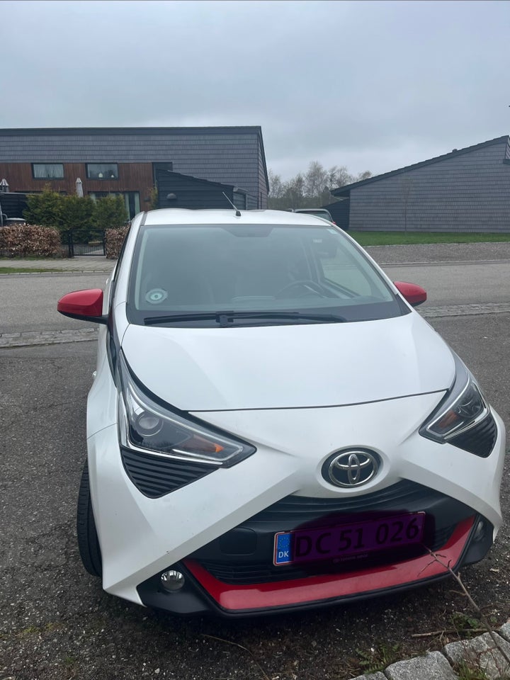 Toyota Aygo 1,0 VVT-i x-clusiv 5d