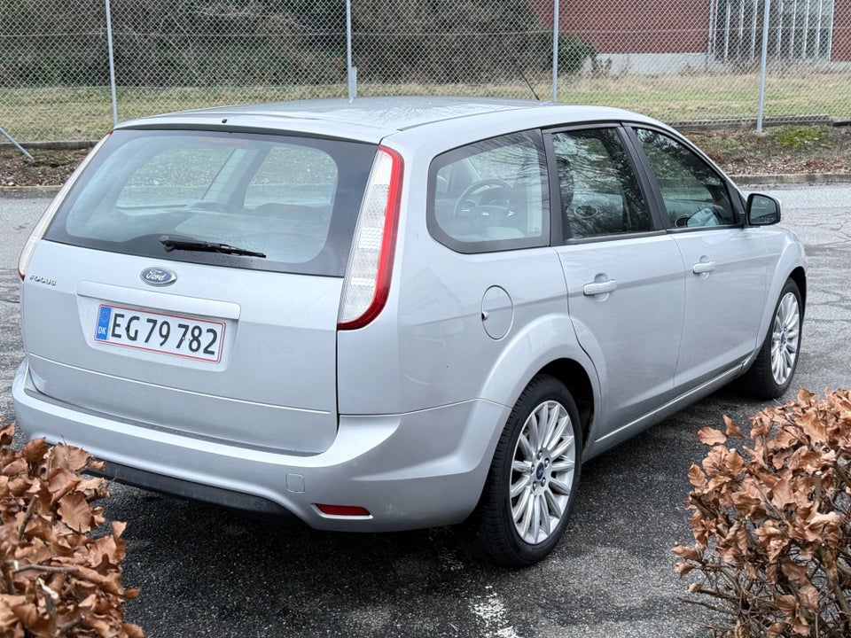 Ford Focus 1,6 Trend Collection stc. 5d