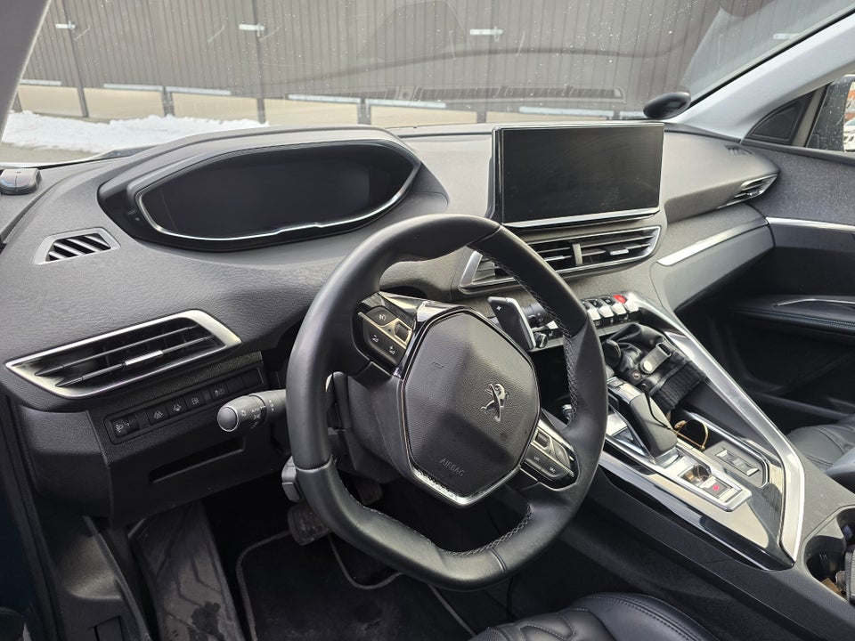 Peugeot 3008 1,6 Hybrid Allure Pack Limited EAT8 5d