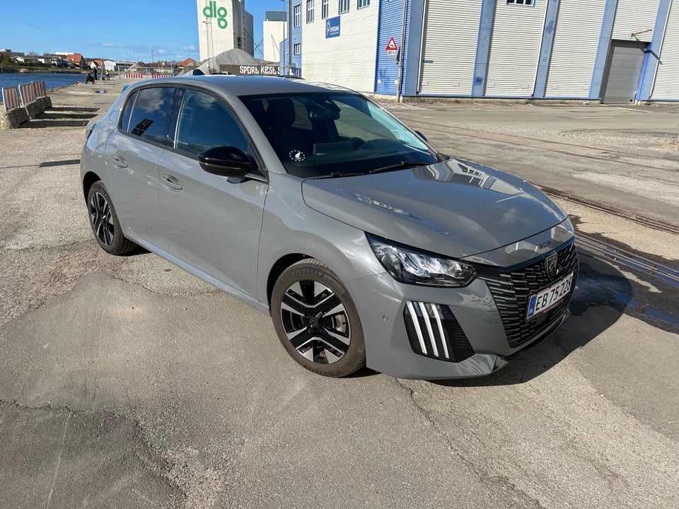 Peugeot 208 1,2 PureTech 100 Allure+ 5d