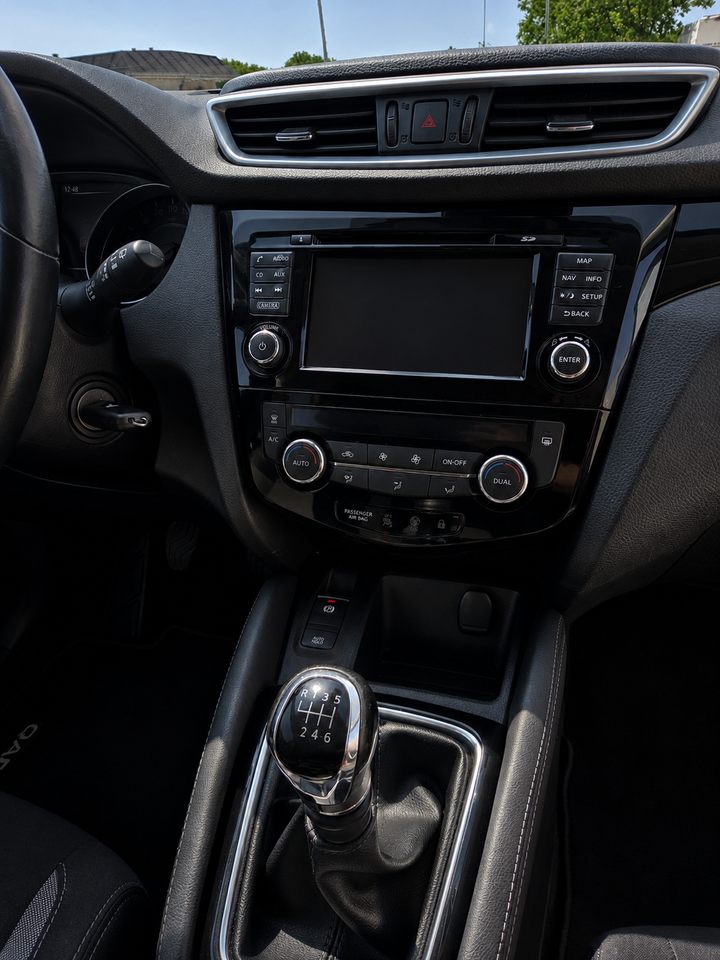 Nissan Qashqai 1,2 Dig-T 115 Visia 5d