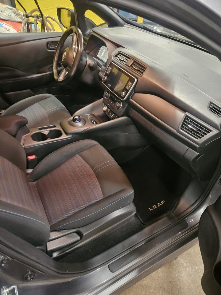 Nissan Leaf 39 Acenta 5d