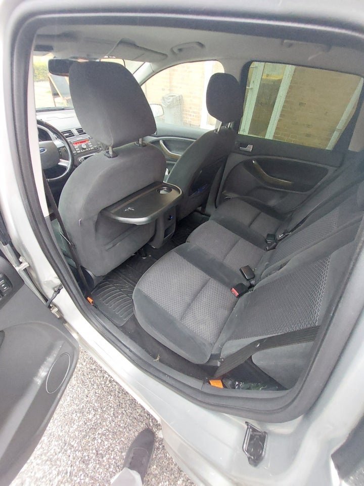 Ford C-MAX 2,0 Ghia aut. 5d