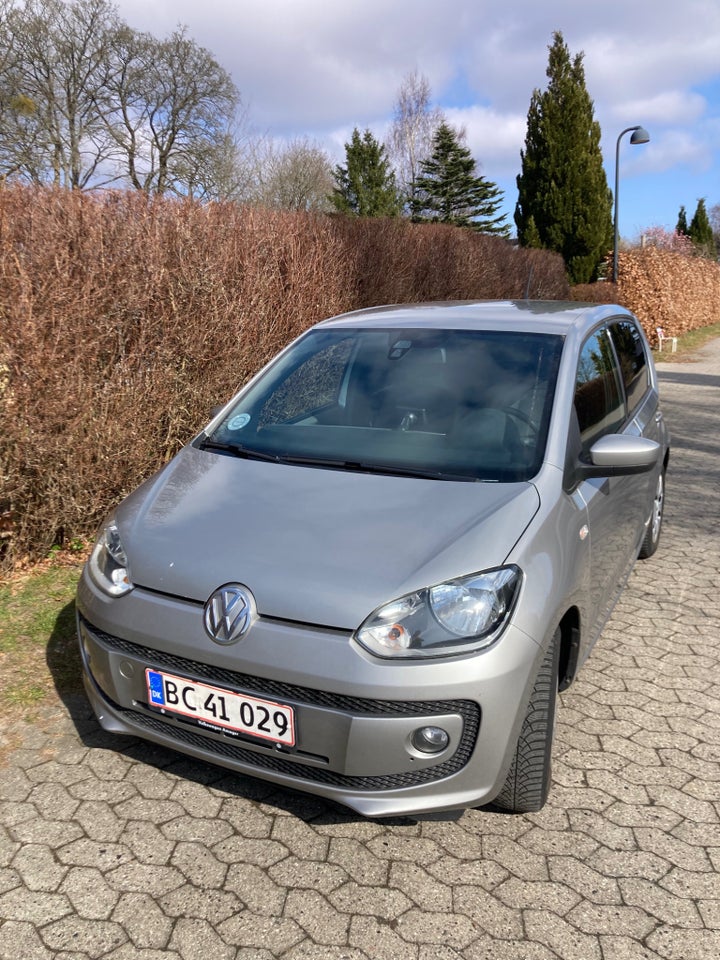 VW Up! 1,0 60 High Up! BMT 5d