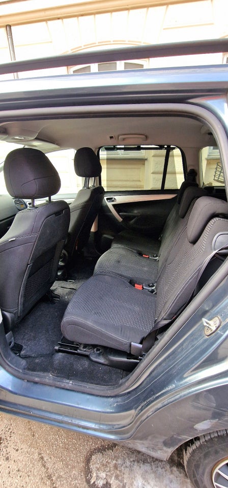 Citroën Grand C4 Picasso 1,6 HDi 112 Seduction E6G 7prs 5d