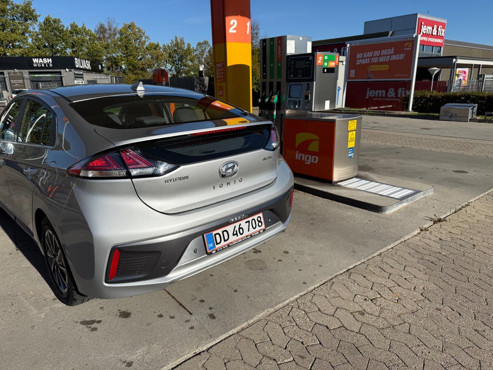 Hyundai Ioniq 40 EV Premium+ 5d
