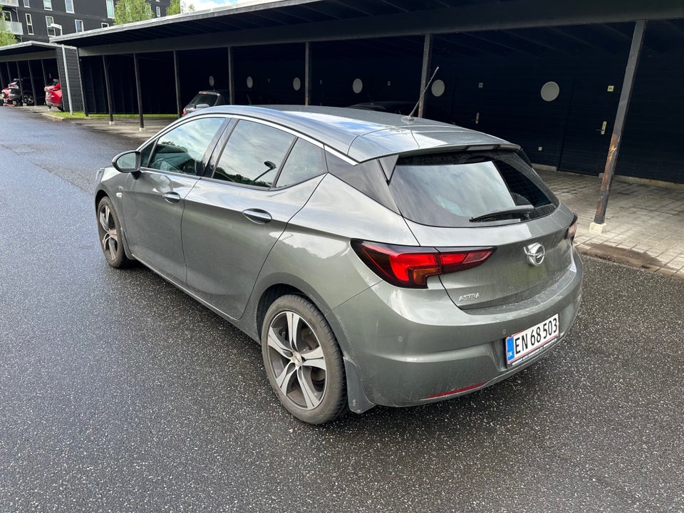 Opel Astra 1,2 T 110 Elegance 5d