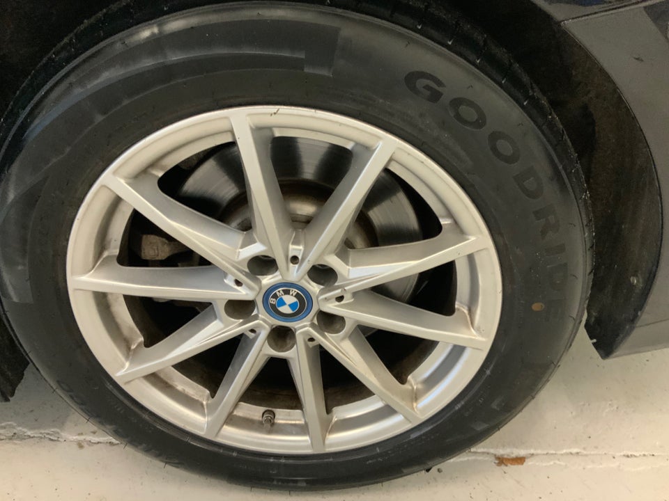 BMW i4 eDrive40 Charged Plus 5d