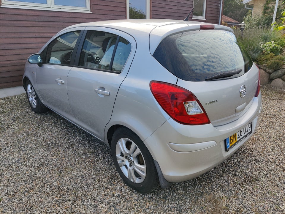 Opel Corsa 1,3 CDTi 95 Enjoy eco Van 5d