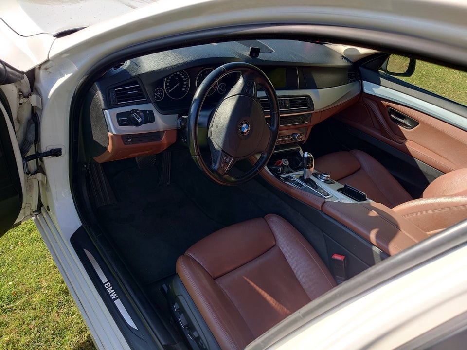 BMW 520d 2,0 Touring Luxury Line aut. 5d