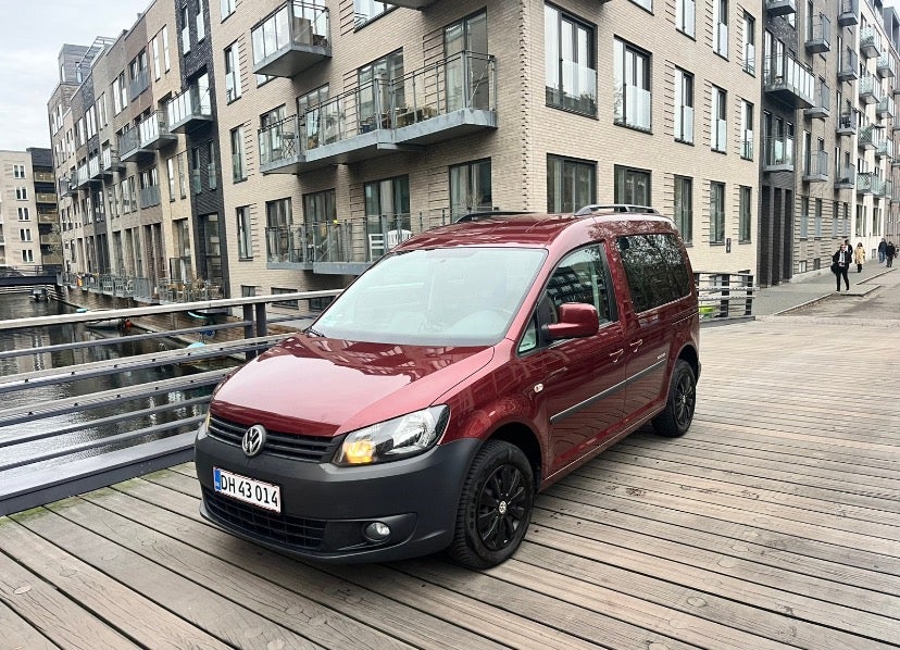 VW Caddy 1,6 TDi 75 Trendline BMT 4d