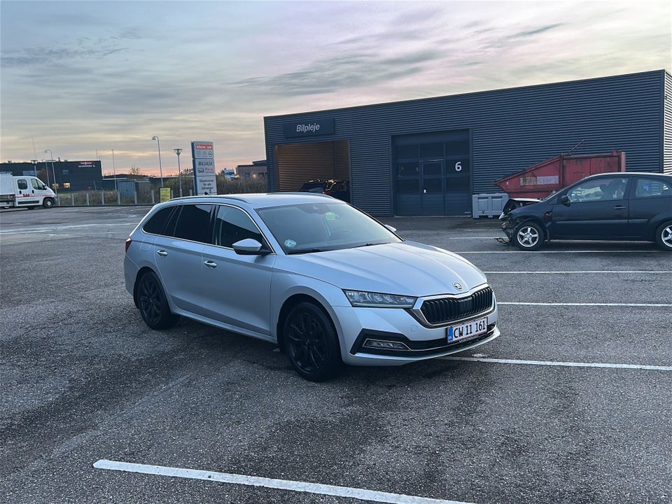 Skoda Octavia 2,0 TDi 150 First Edition Combi DSG 5d