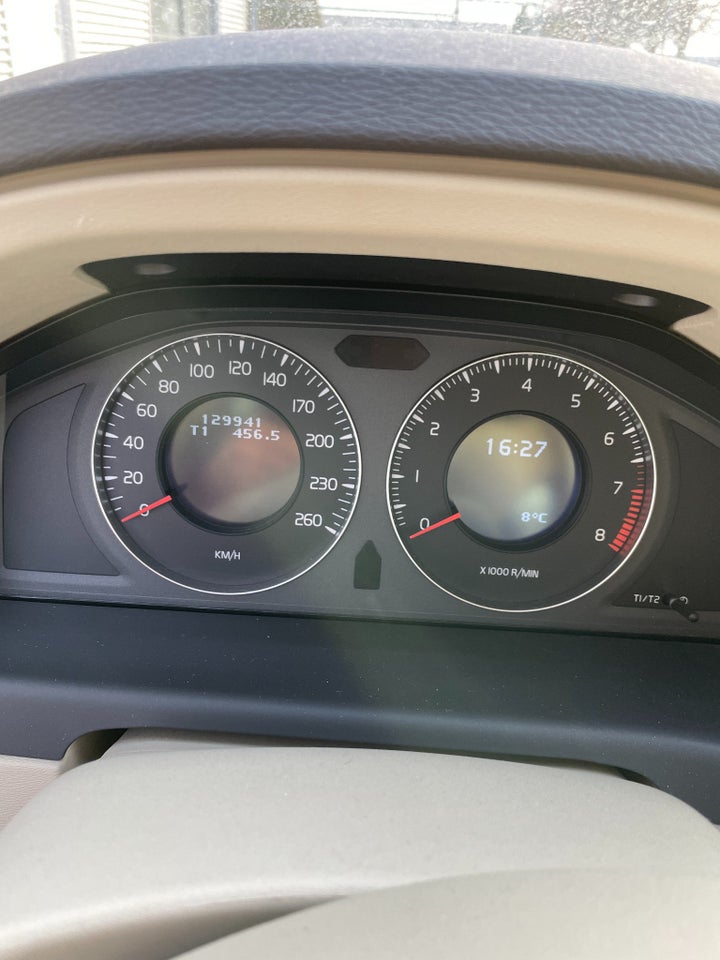 Volvo S80 2,5 T Momentum aut. 4d