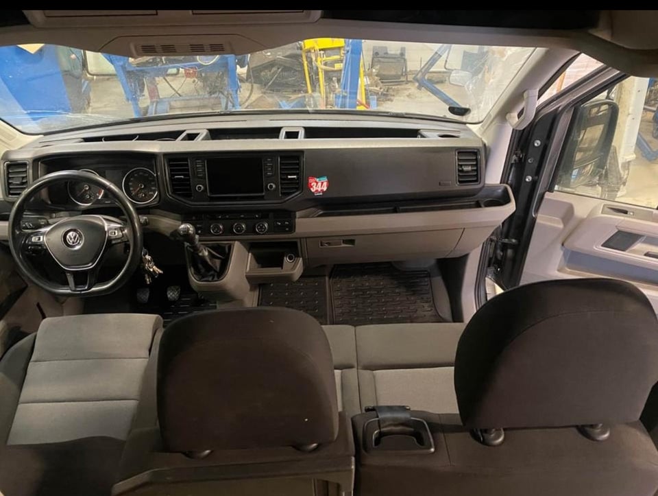 VW Crafter 35 2,0 TDi 140 Ladvogn L3