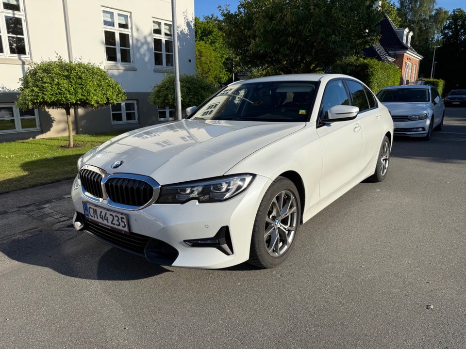 BMW 320d 2,0 Sport Line aut. 4d