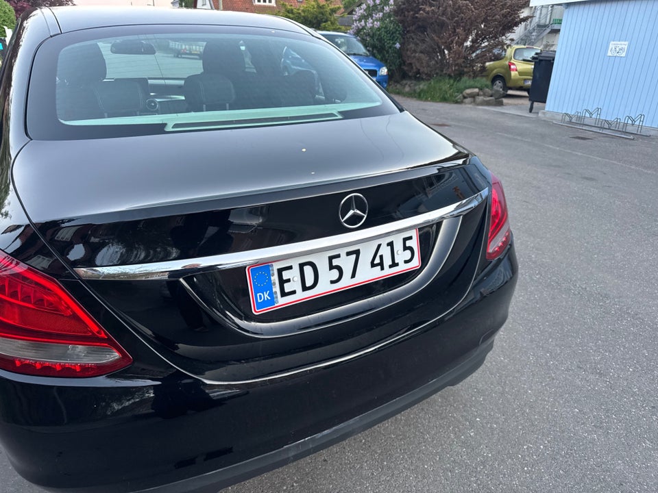 Mercedes C220 2,2 BlueTEC Avantgarde stc. 5d