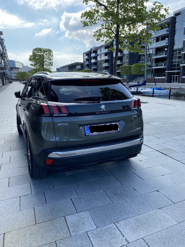 Peugeot 3008 1,2 e-THP 130 Allure EAT6 5d